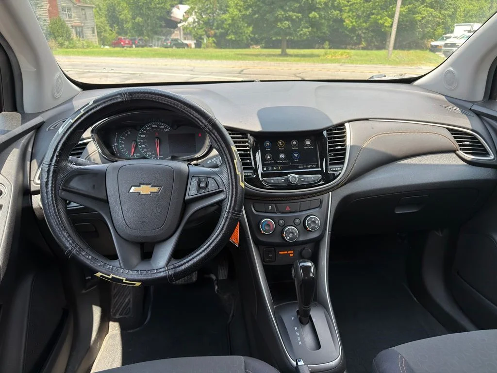 Used 2019 Gray Chevrolet LS image 28