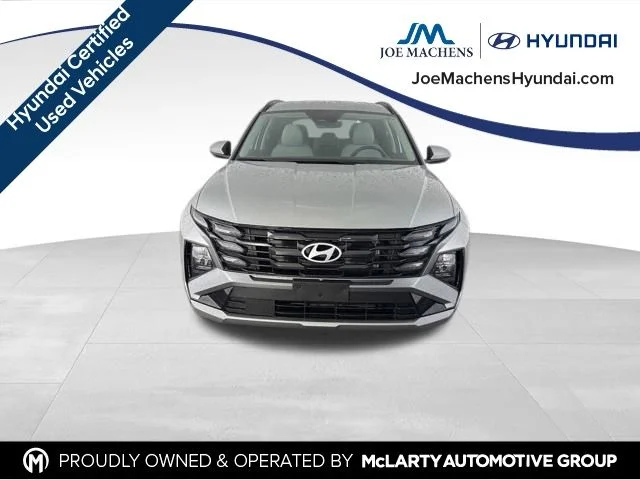 Used 2025 Silver Hyundai SEL image 4