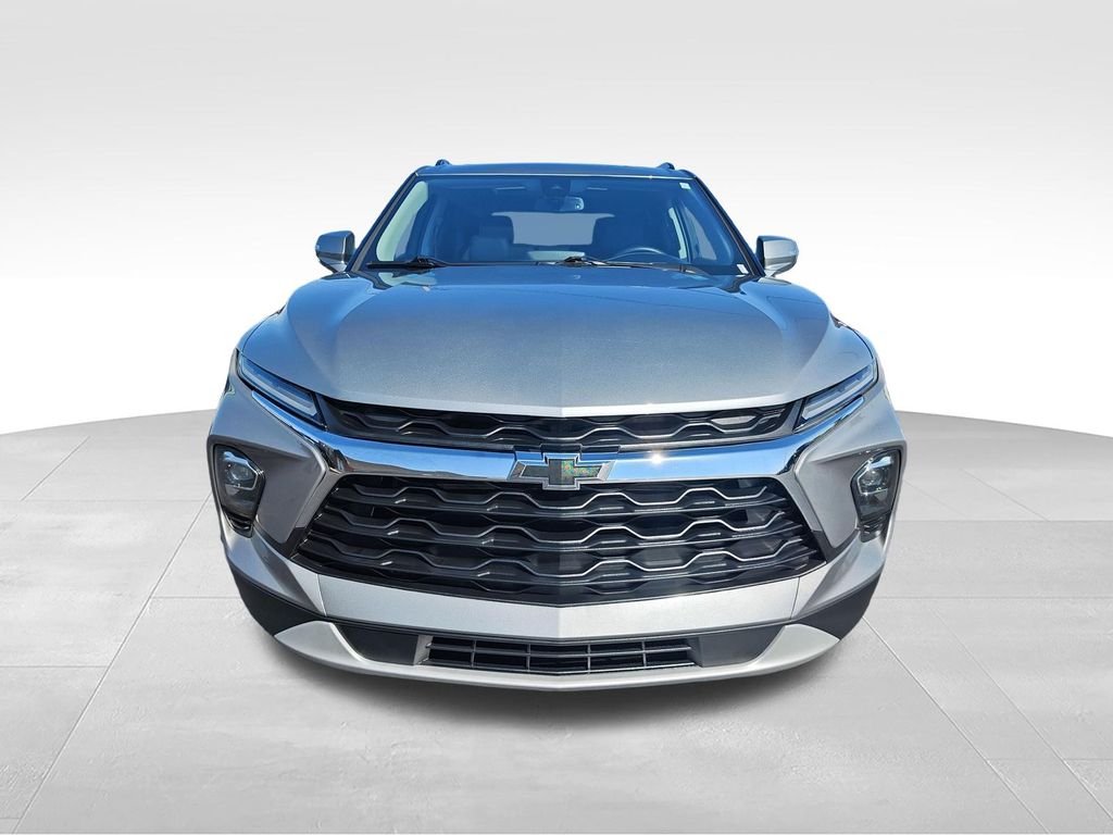 Used 2024 Gray Chevrolet LT image 8