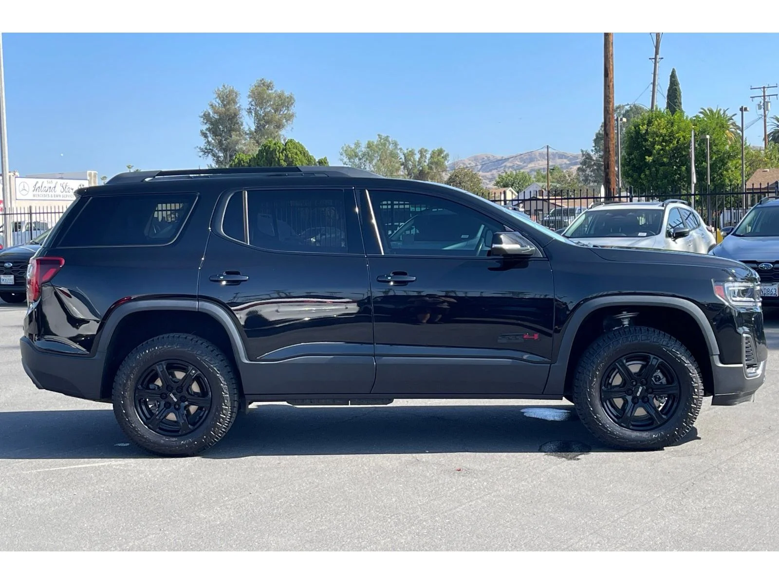 Used 2021 Ebony Twilight Metallic GMC AT4 image 8