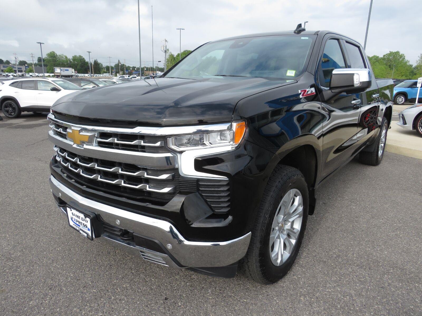 Used 2025 Black Chevrolet LTZ image 14