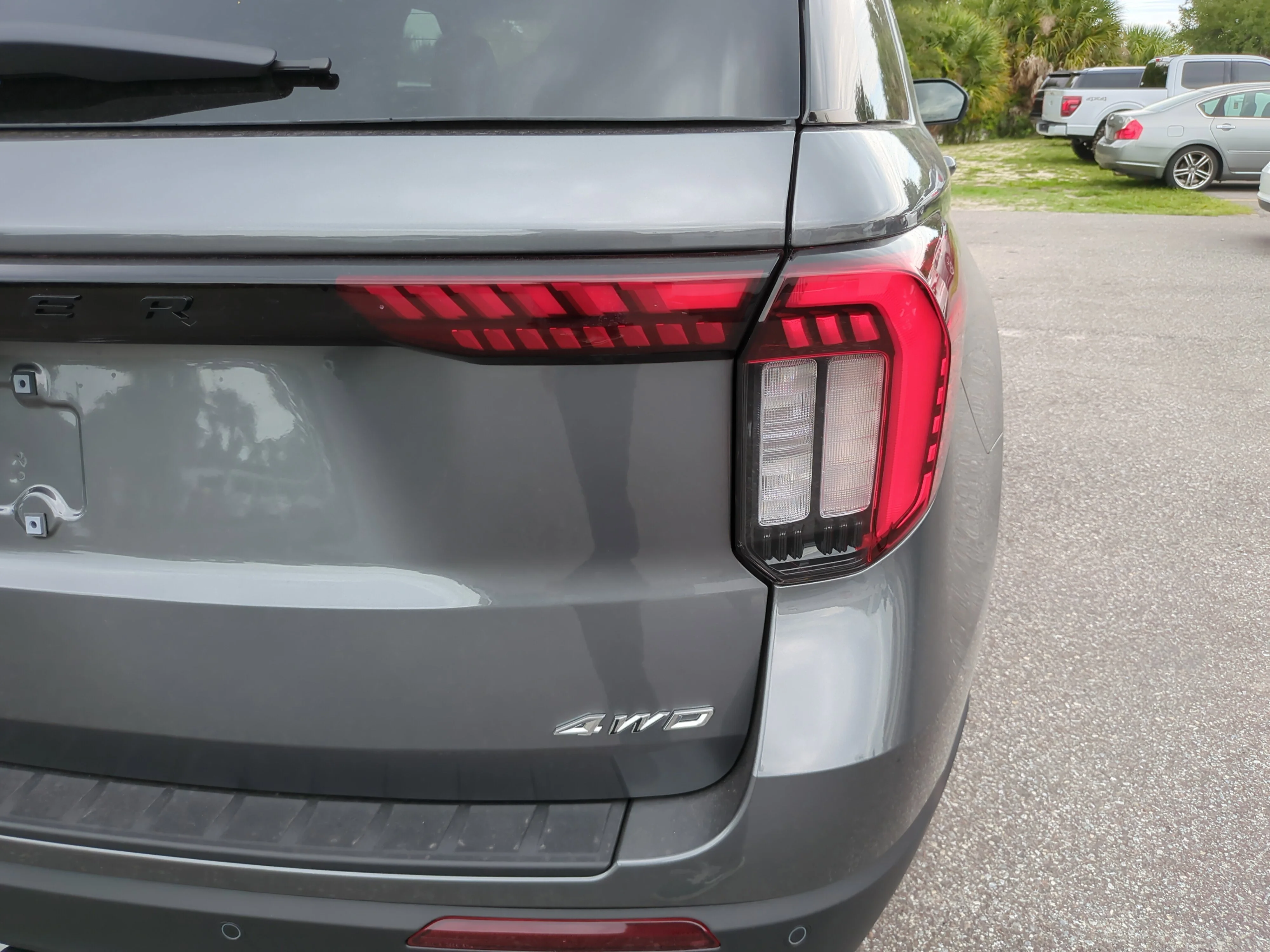 New 2026 Carbonized Gray Metallic Ford Platinum™ image 10