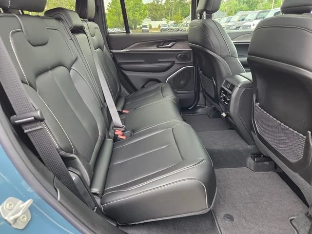 New 2026 Steel Blue Exterior Paint Jeep Limited image 14