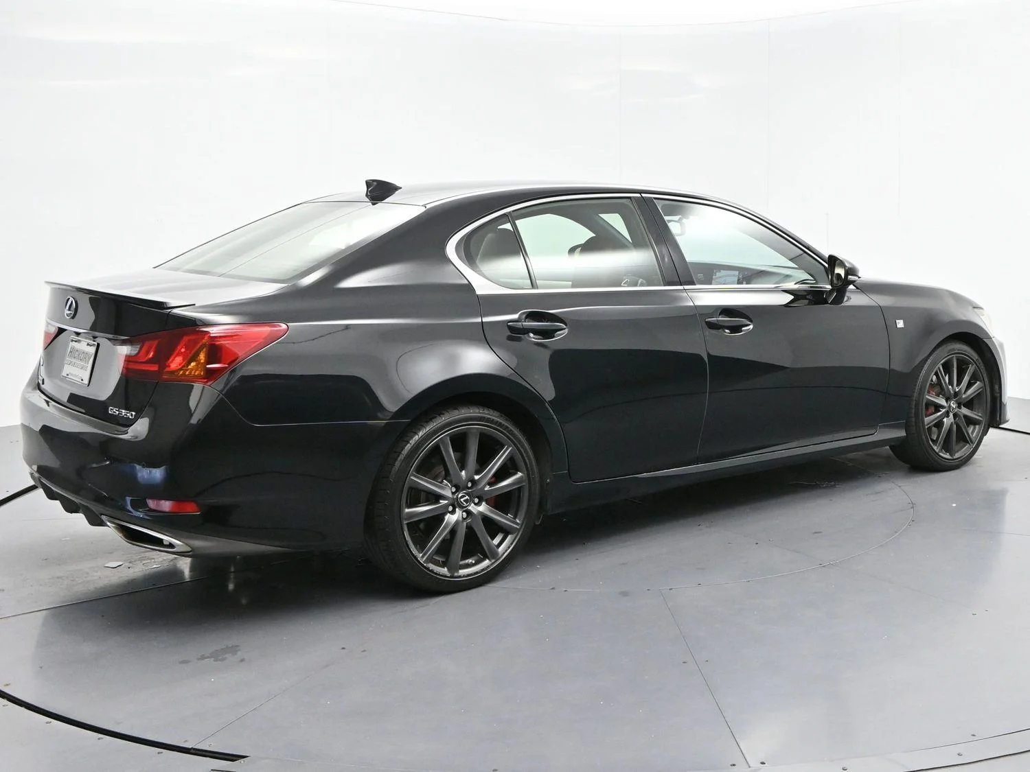 Used 2015 Ultra White Lexus Crafted Line image 7