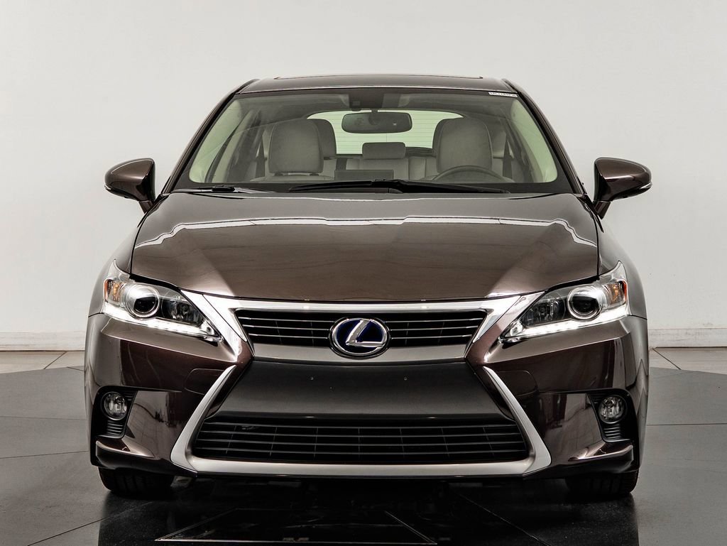 Used 2014 Pearl Lexus 200h image 2