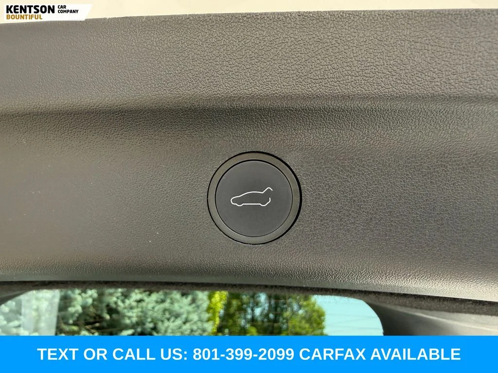 Used 2023 White Tesla Long Range image 31