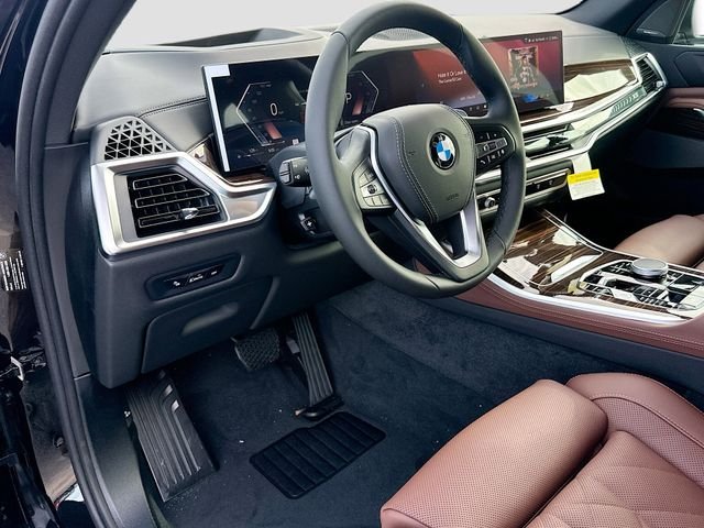 New 2026 Black BMW sDrive40i image 7