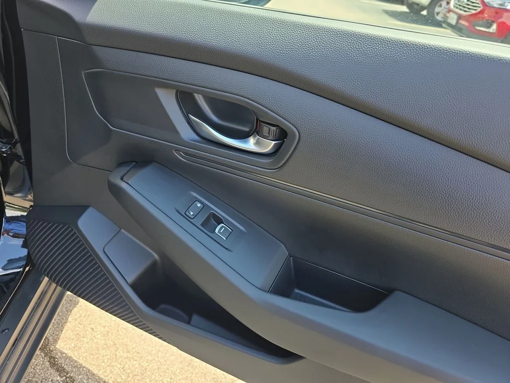 Used 2025 Crystal Black Pearl Honda LX image 21
