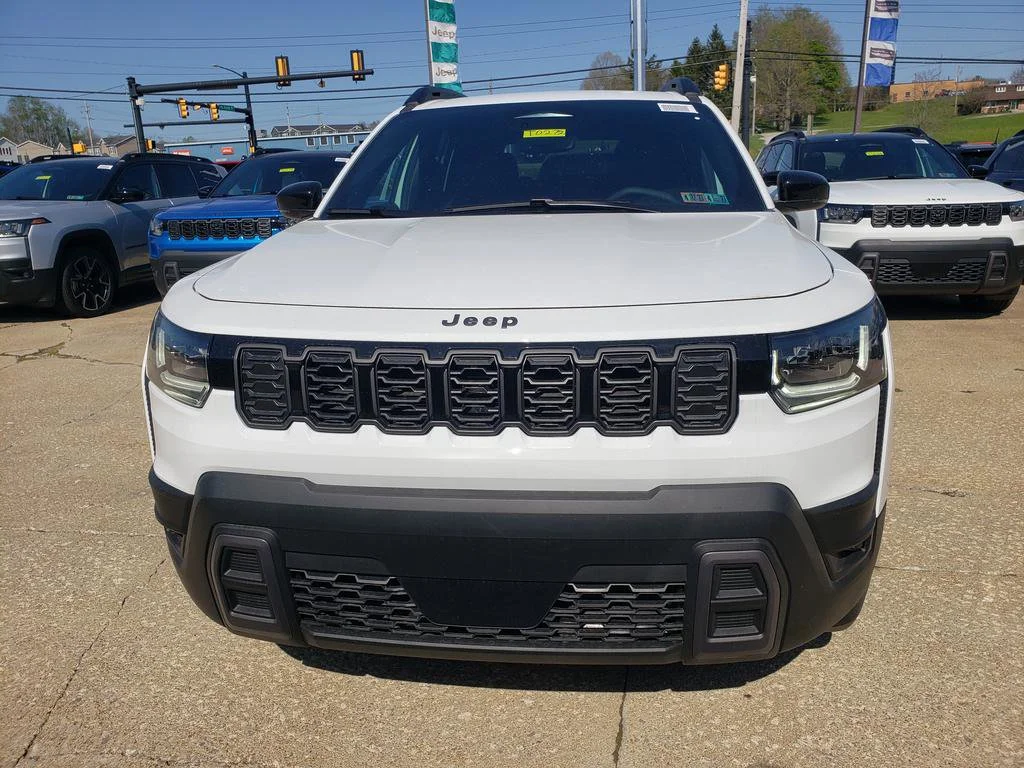New 2026 Bright White Clear-Coat Exterior Paint Jeep Limited image 9