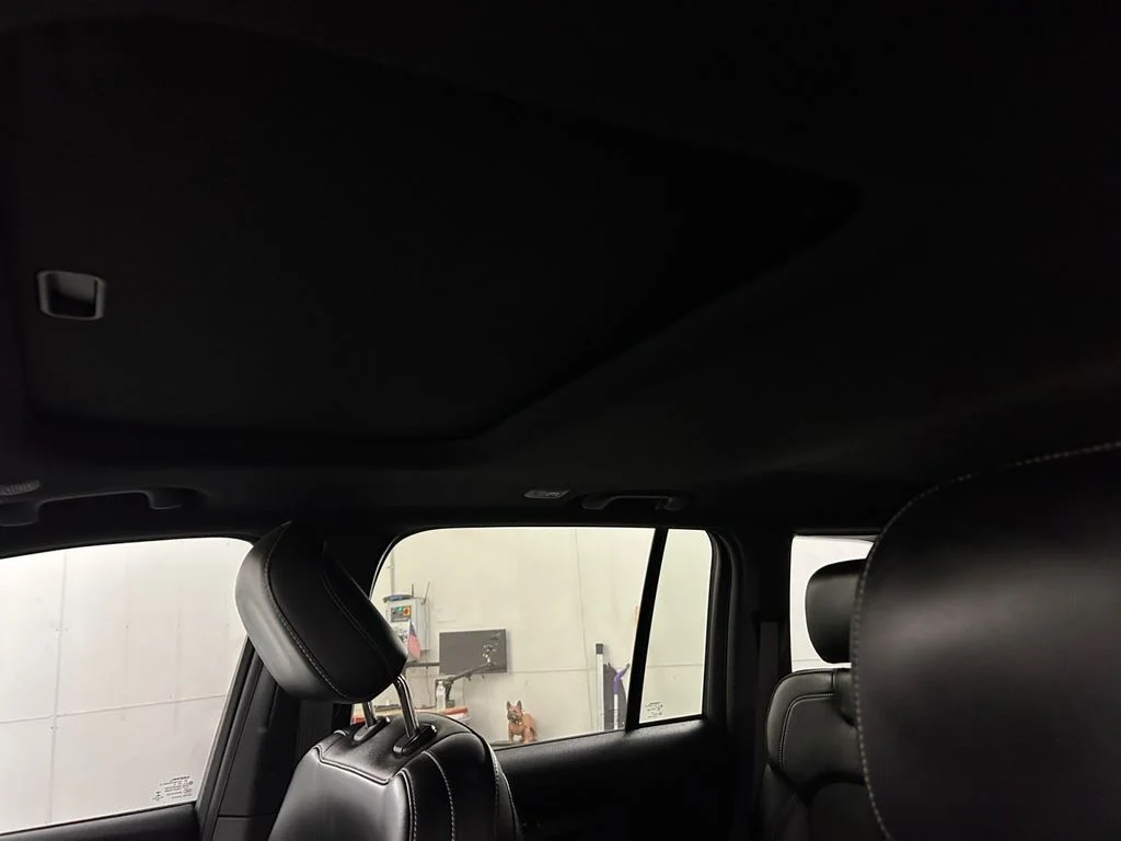 Used 2023 Black Jeep Altitude image 25