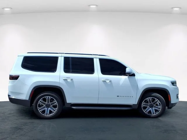 Used 2022 White Jeep Series III image 7
