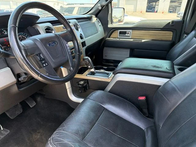 Used 2011 Blue Ford Lariat image 20