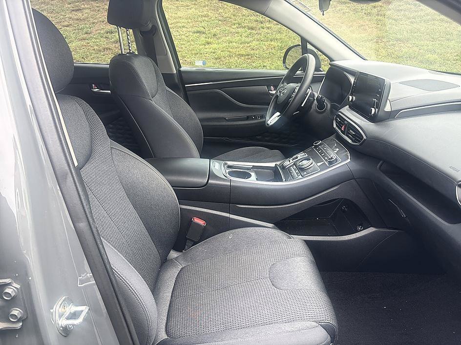 Used 2022 Hampton Gray Hyundai SEL image 19