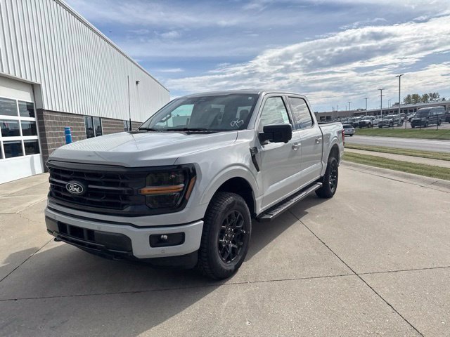 New 2026 Avalanche Ford XLT image 9