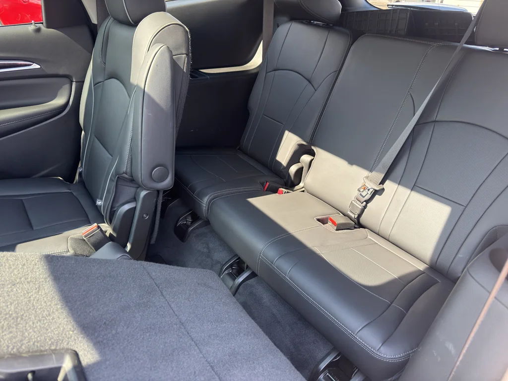 Used 2021 White Frost Tricoat Buick Avenir image 10