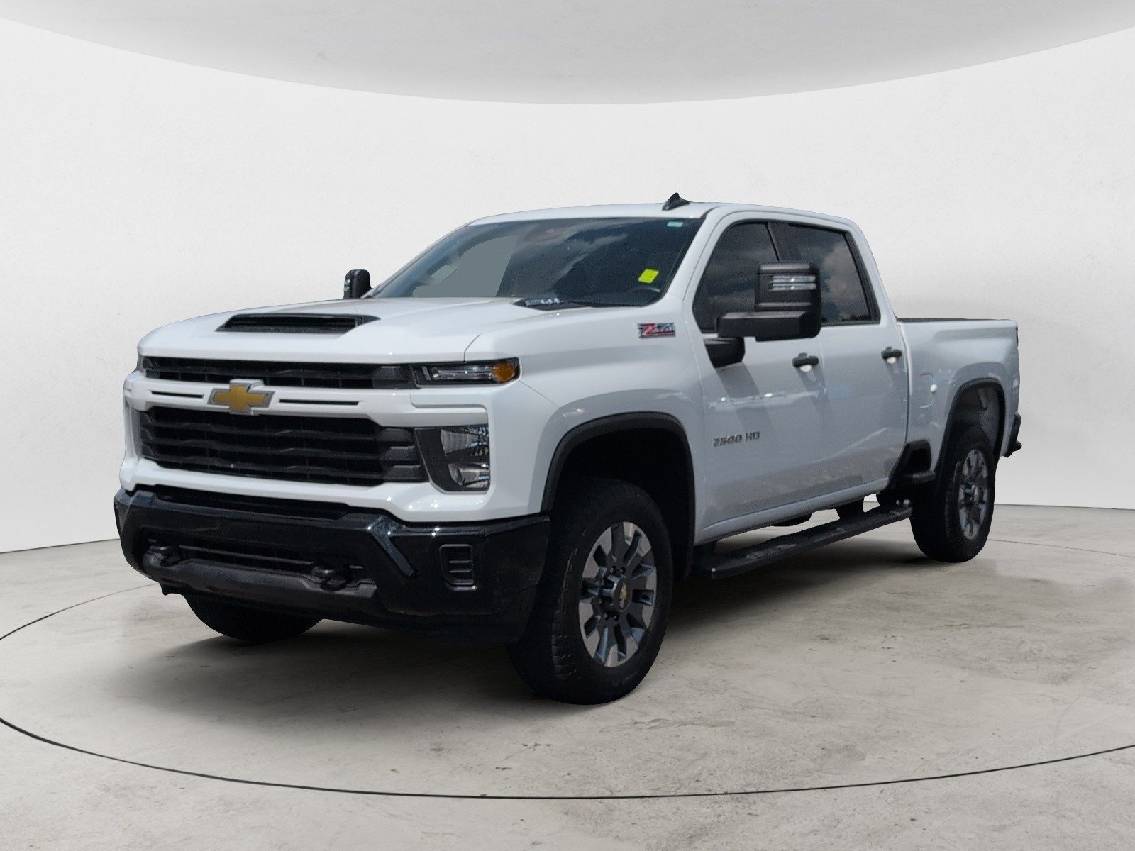 Used 2024 Summit White Chevrolet Custom image 6