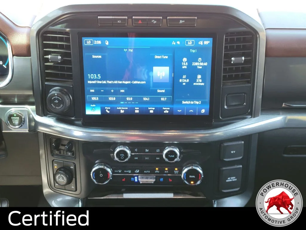 Used 2022 White Ford Lariat image 23