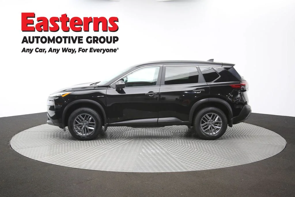 Used 2023 Black Nissan S image 60