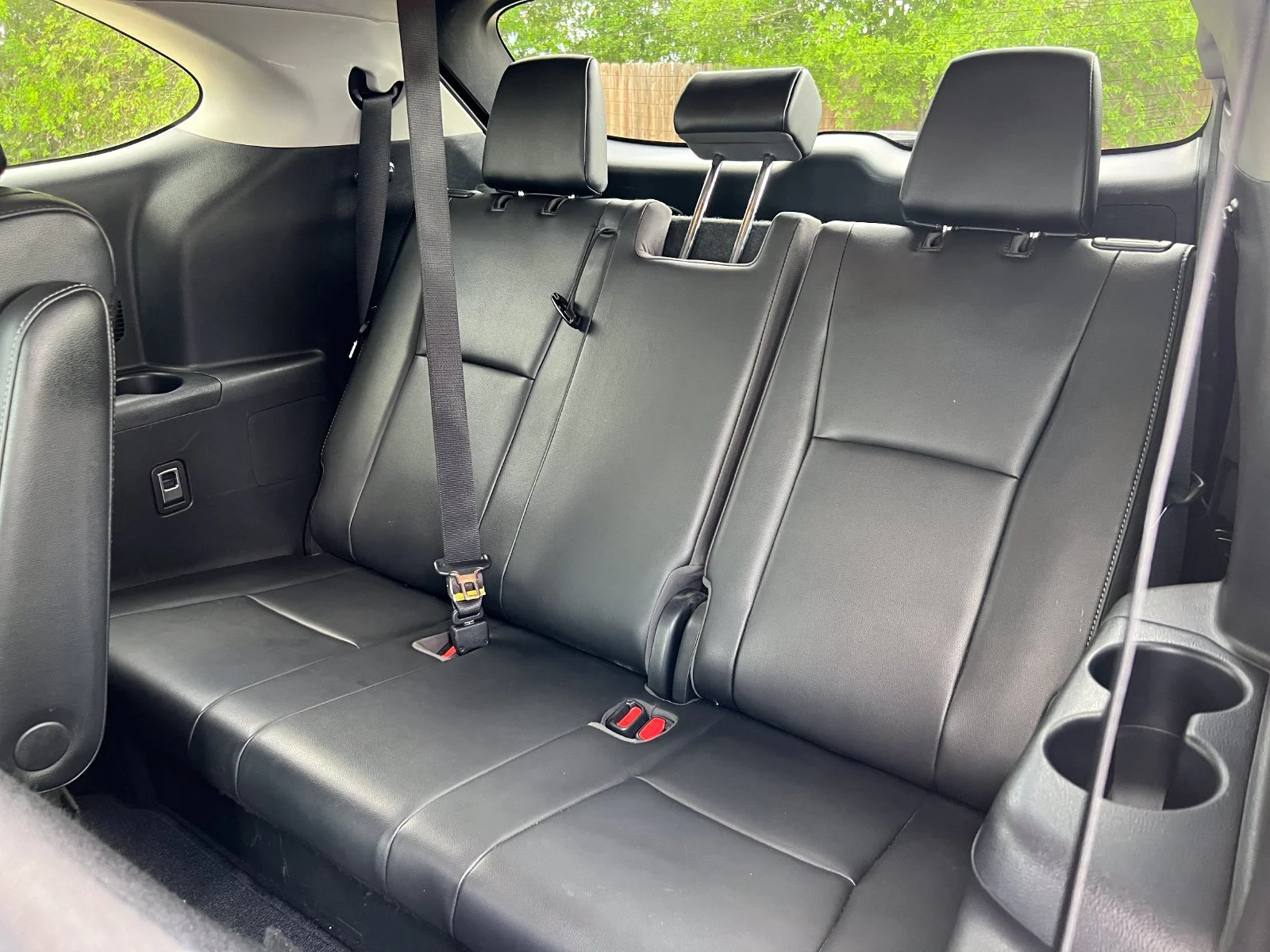 Used 2020 Silver Toyota Platinum image 19