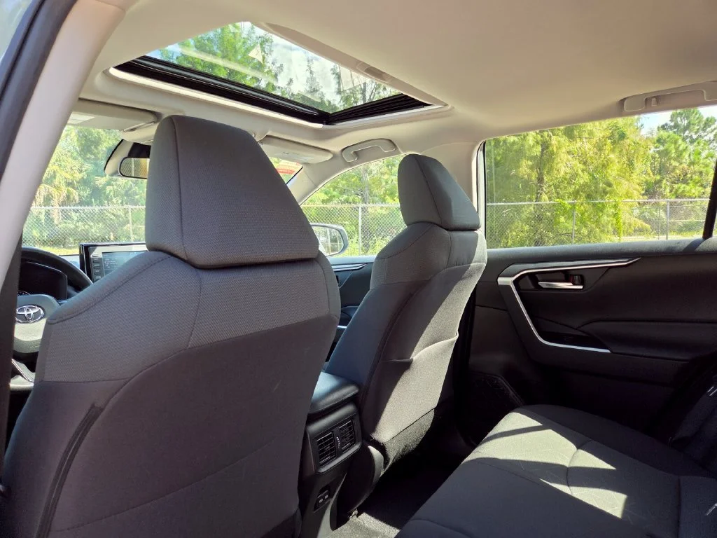 Used 2022 Gray Toyota XLE image 23