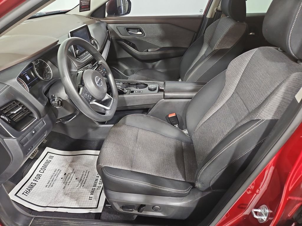 Used 2021 Scarlet Nissan SV image 10