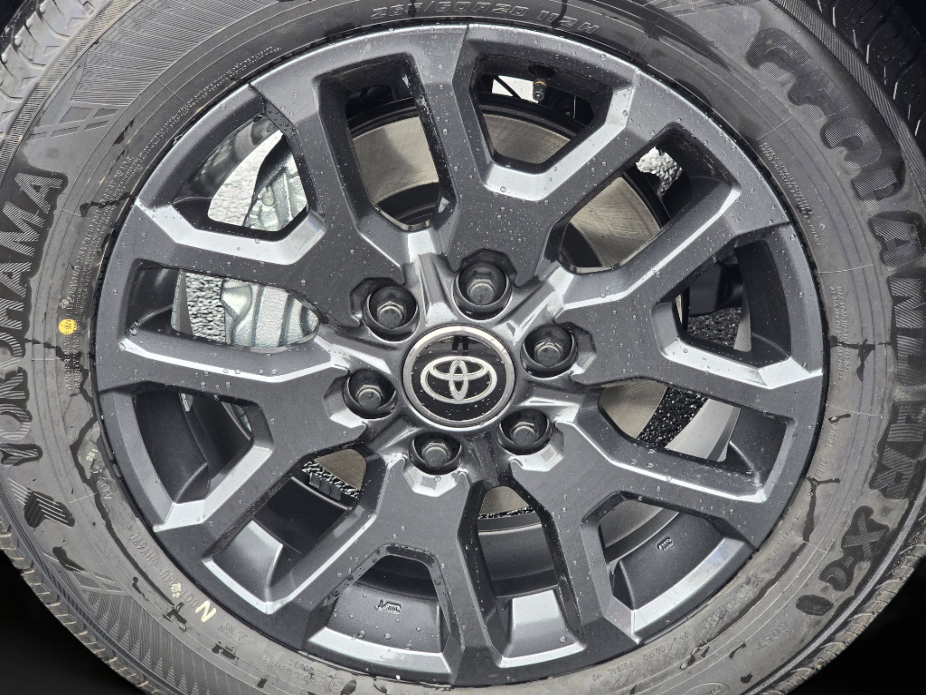 2026 Toyota Tundra Platinum - Photo 30