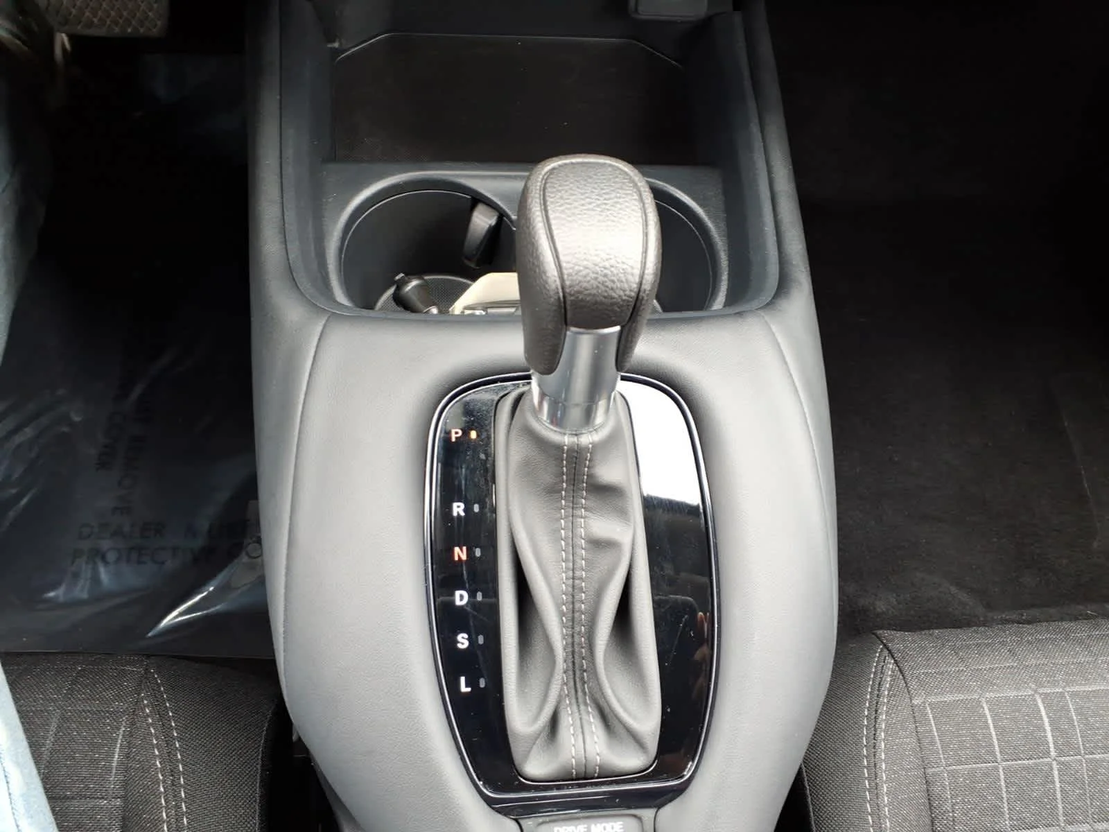 2025 Honda HR-V LX - Photo 12