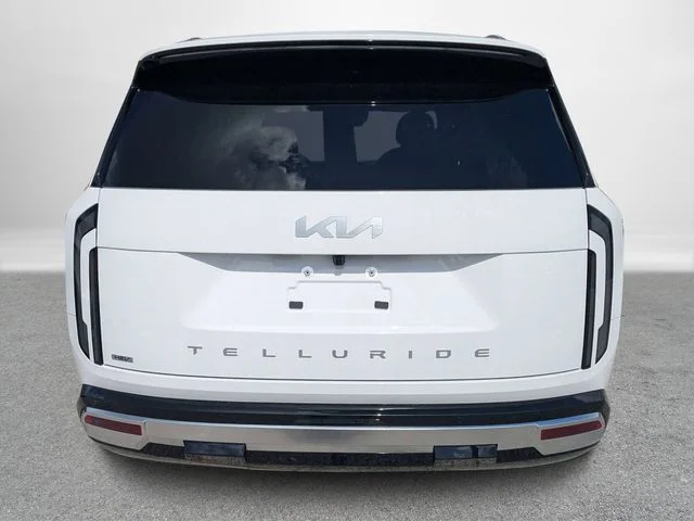 New 2027 Glacial White Pearl Kia SX image 4