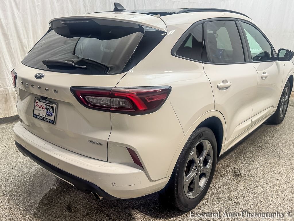 Used 2023 White Metallic Ford ST-Line image 7