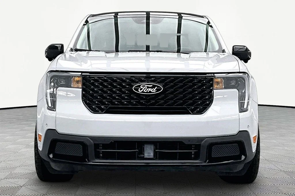 Certified Used 2025 White Metallic Ford Lariat image 3