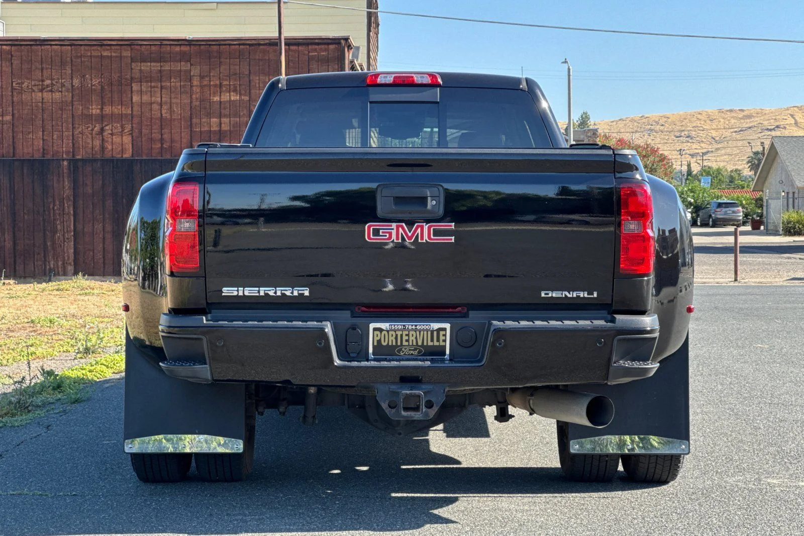 Used 2015 Onyx Black GMC Denali image 5