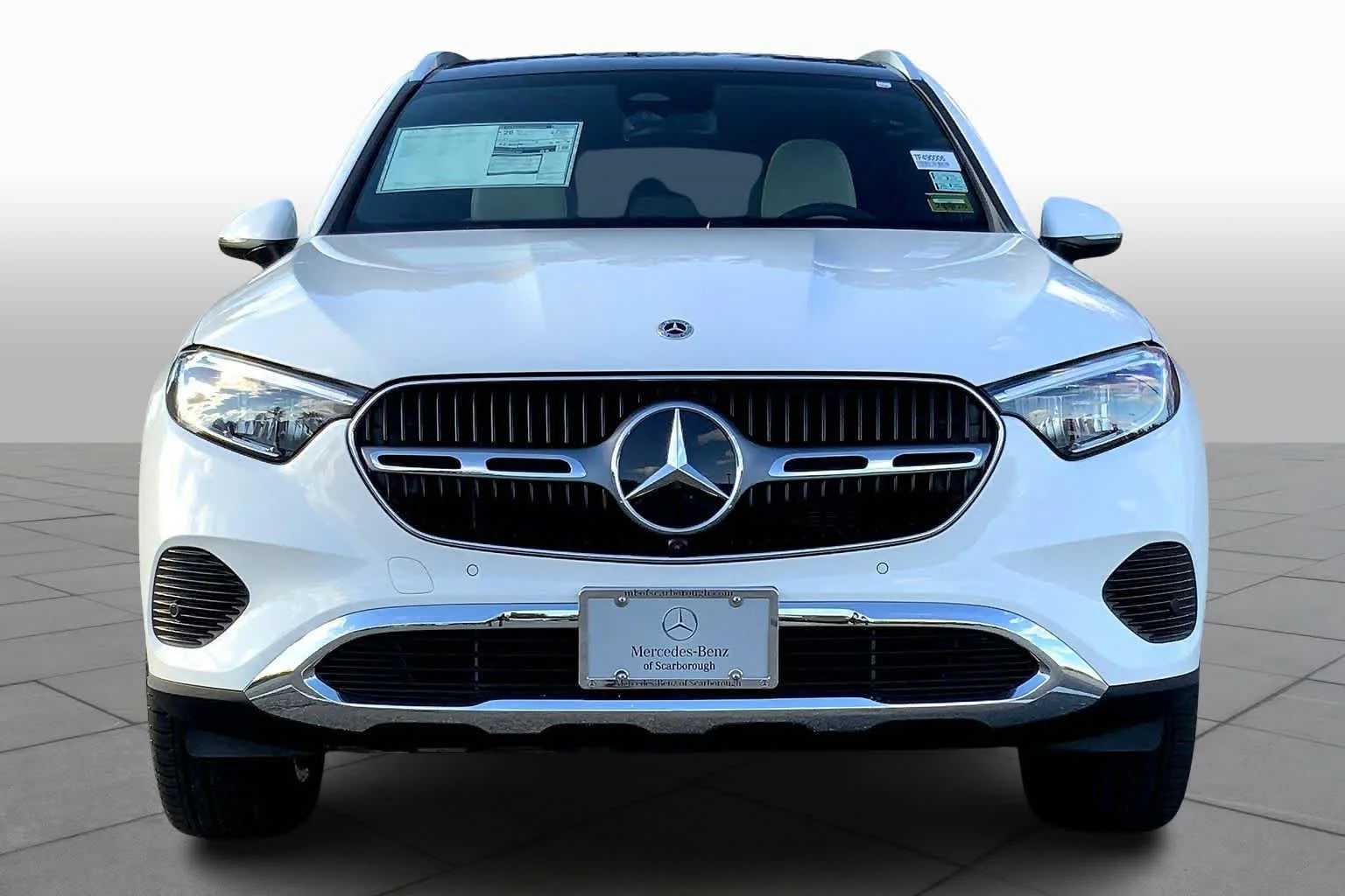 Certified Used 2026 Polar White Mercedes-Benz GLC 300 image 3