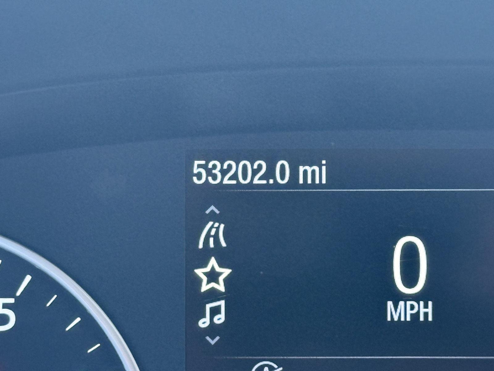 Used 2019 Shadow Black Ford SE image 31
