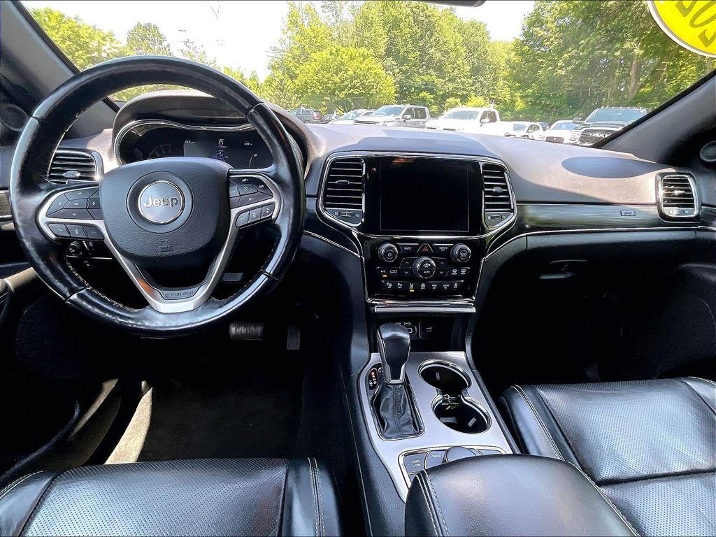 Used 2021 White Jeep Limited image 21