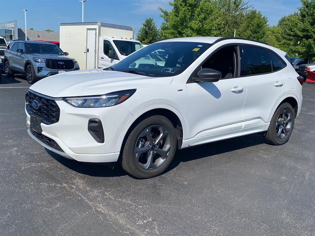 Used 2023 Oxford White Ford ST-Line image 6
