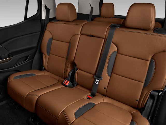 Used 2020 Summit White GMC AT4 image 11