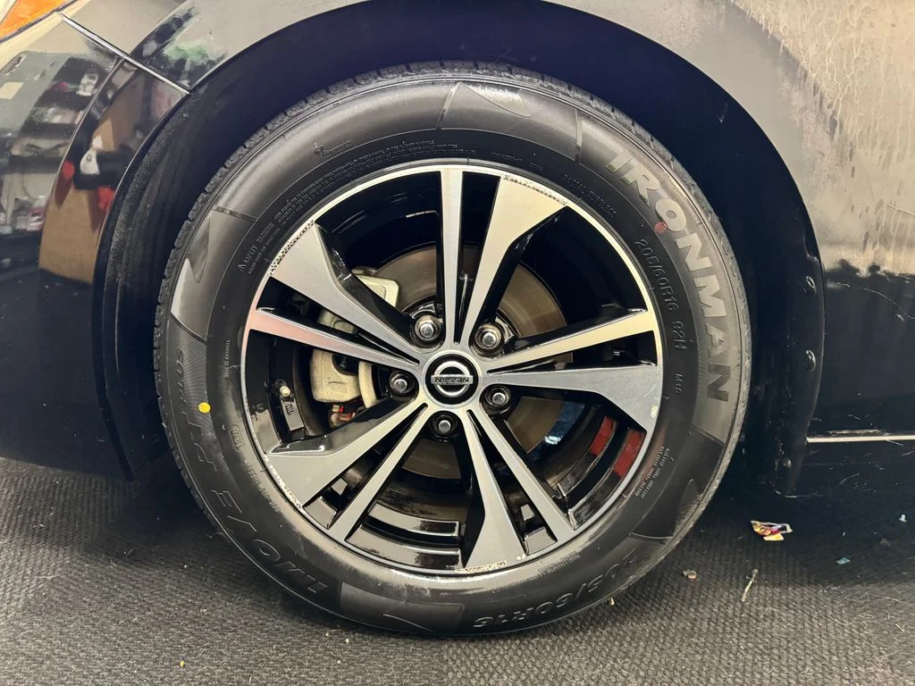 Used 2022 Black Nissan SV image 12