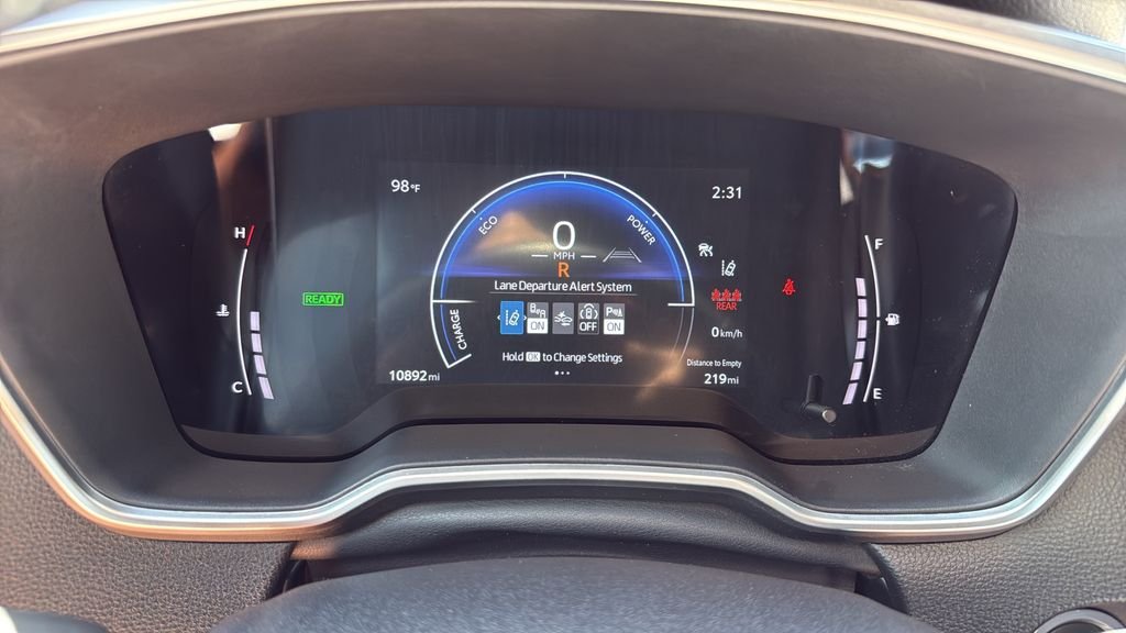 2023 Toyota Corolla Cross XSE - Photo 23