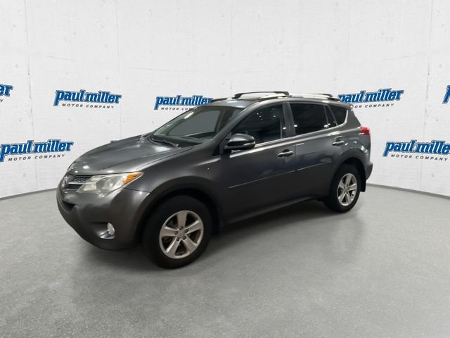 Used 2013 Gray Toyota XLE image 5