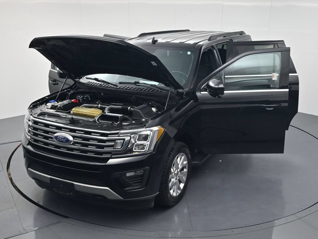 Used 2020 Black Ford XLT image 52