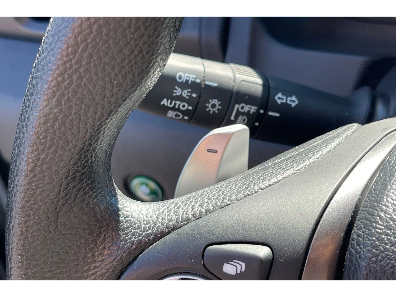 Used 2023 Platinum White Pearl Honda Sport image 34
