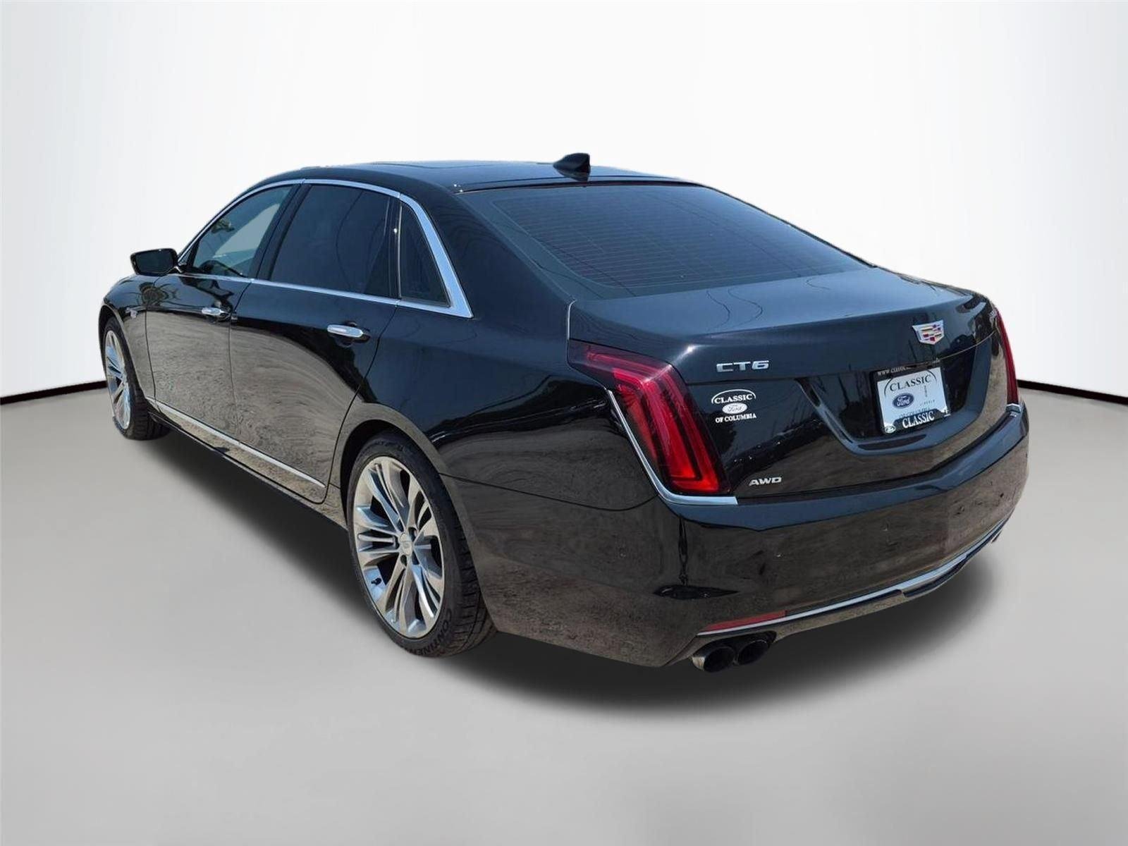 Used 2018 Stellar Black Metallic Cadillac Platinum AWD image 7