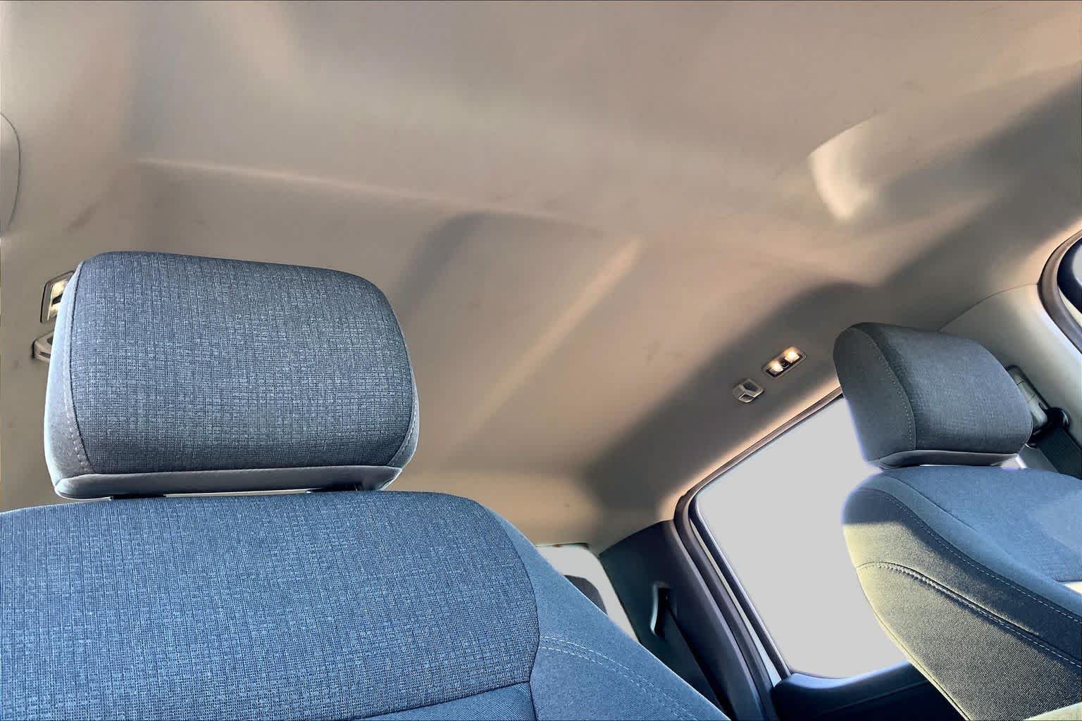 Used 2025 Oxford White Ford XLT image 14