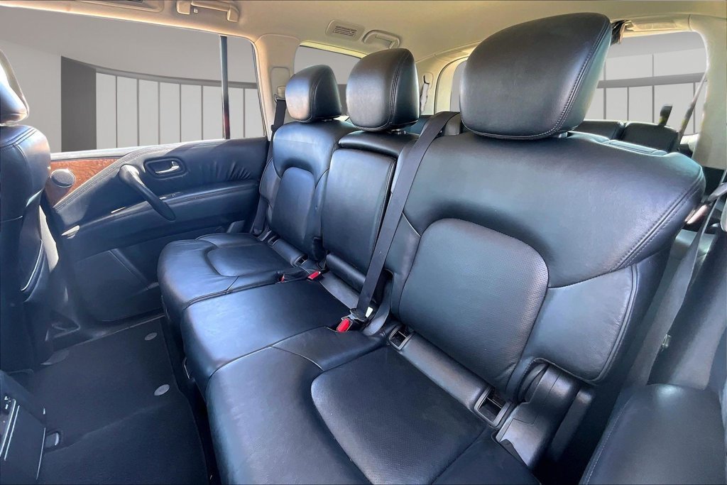 Used 2022 White Nissan SL image 28