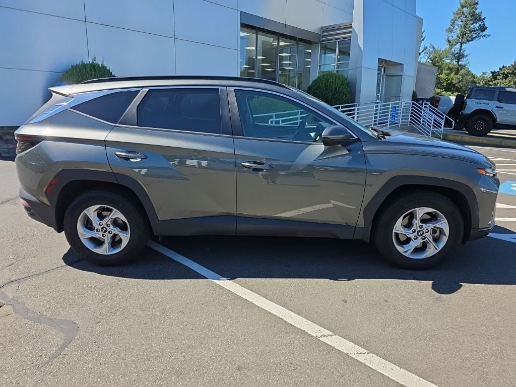 Used 2022 Gray Hyundai SEL image 2