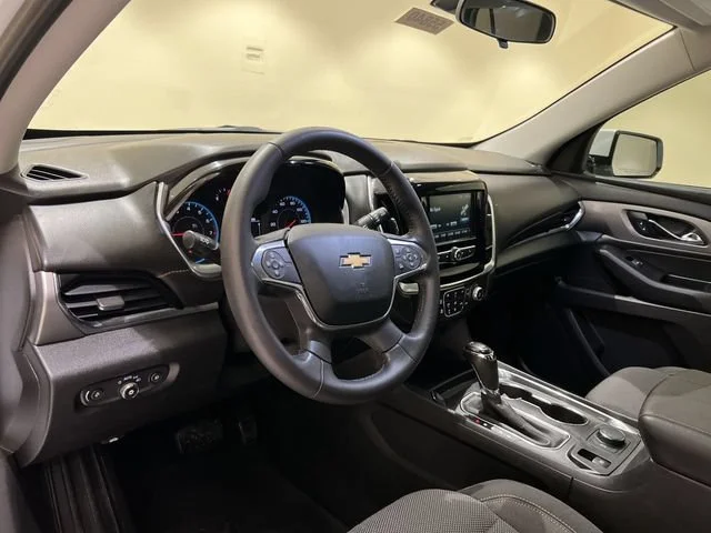 2018 Chevrolet Traverse 1LT - Photo 9