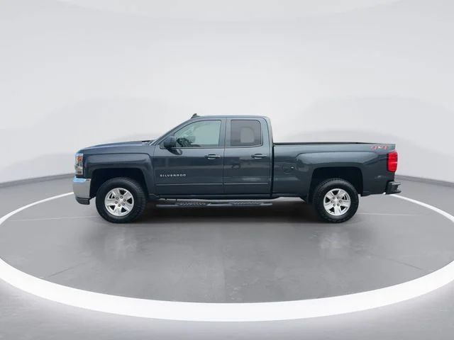 Used 2019 Gray Chevrolet LT image 5