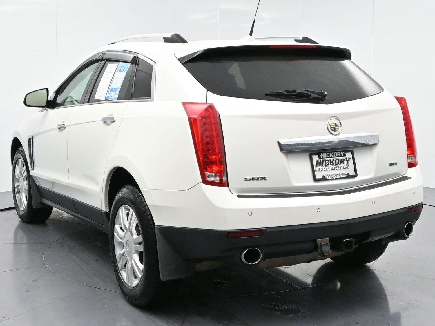 Used 2014 Platinum Ice Tricoat Cadillac Luxury Collection image 6
