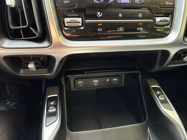 Used 2023 Gray Kia X-Line EX image 31