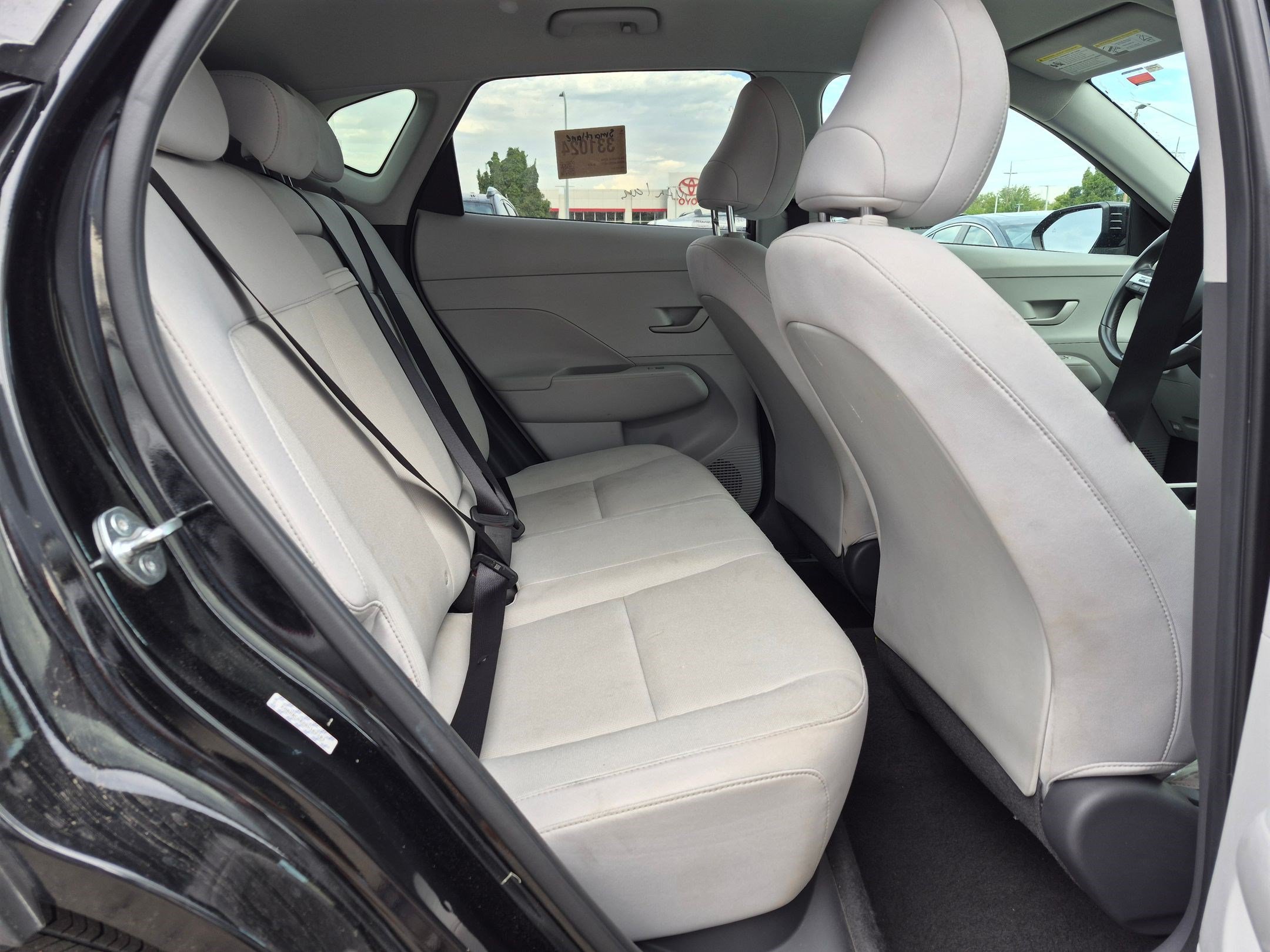 Used 2024 Abyss Black Pearl Hyundai SEL image 29